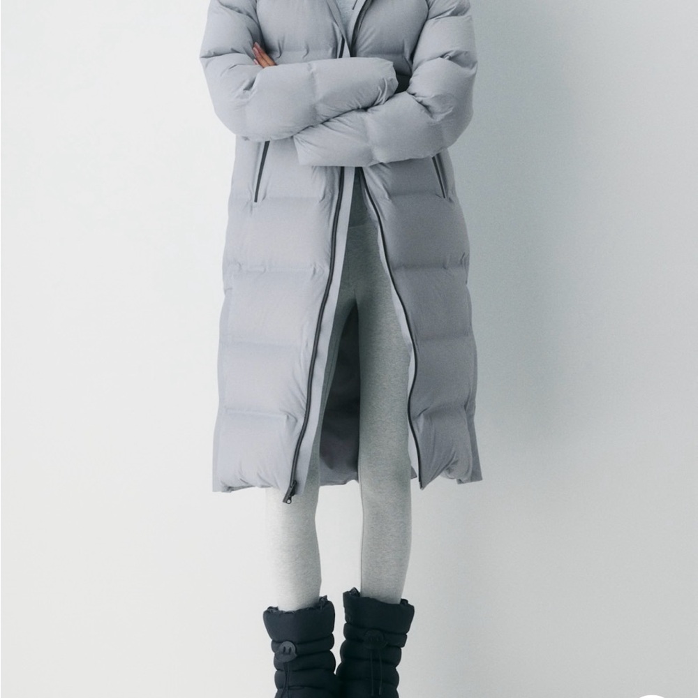 Aritzia The Super Puff™
The SuperSnug Puff₂O™ Long - Rainstop